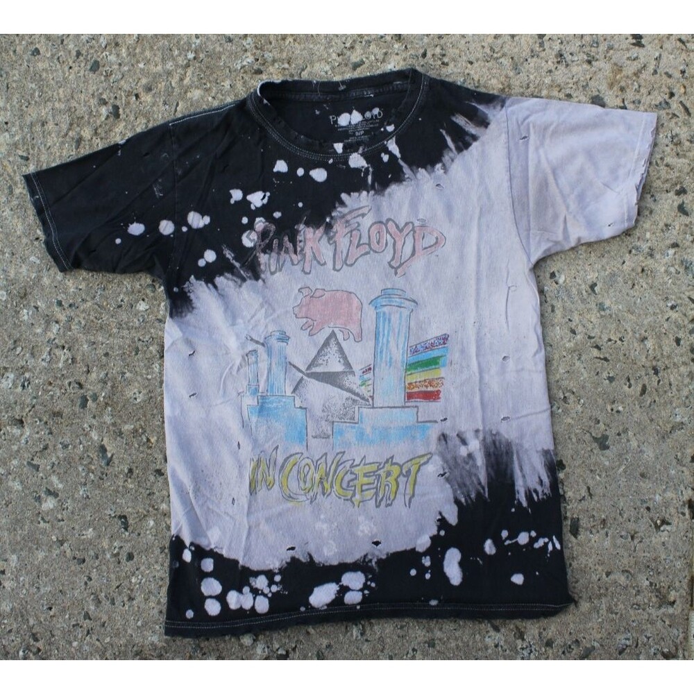 Pink Floyd In Concert Graphic T-Shirt PIG Dark Side Rainbow Prism Bleach Small